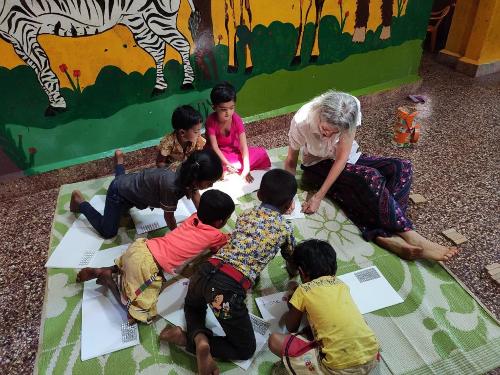 Extraordinary kindergarten teaching project in Goa